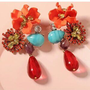 Elegant artsy Vintage Floral/flower Crystal rhinestone Teardrop Dangle Earrings